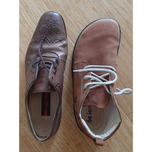 Traditional shoe vs barefoot shoe
