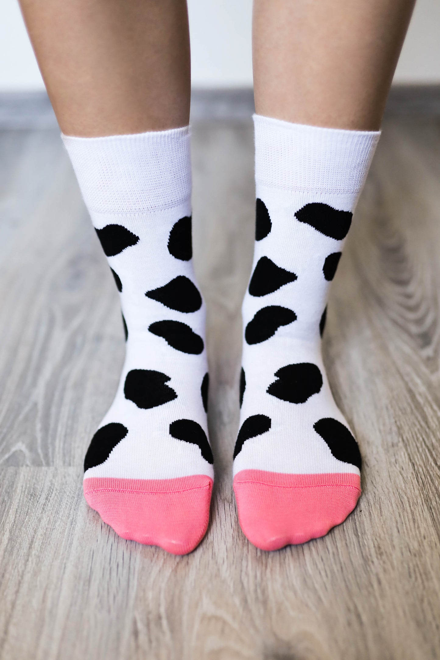 Be Lenka Barefoot Socks - Crew - Cow spots