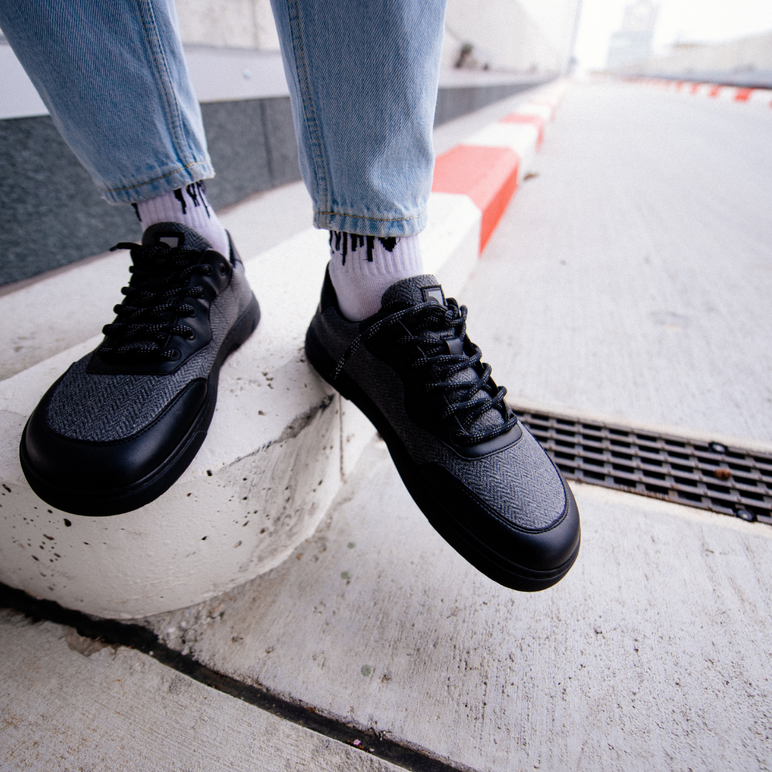 Barebarics Kudos Barefoot Sneakers - Black & Grey